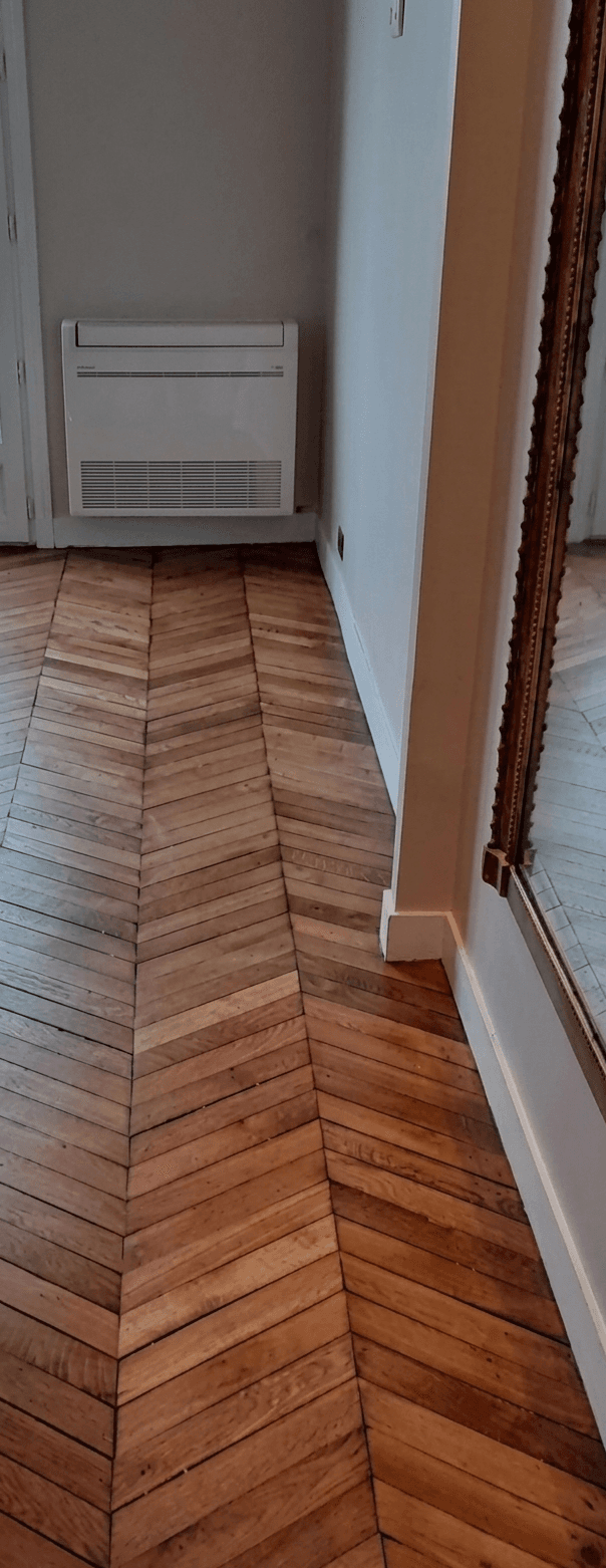 Restauration de parquet chevron traditionnel