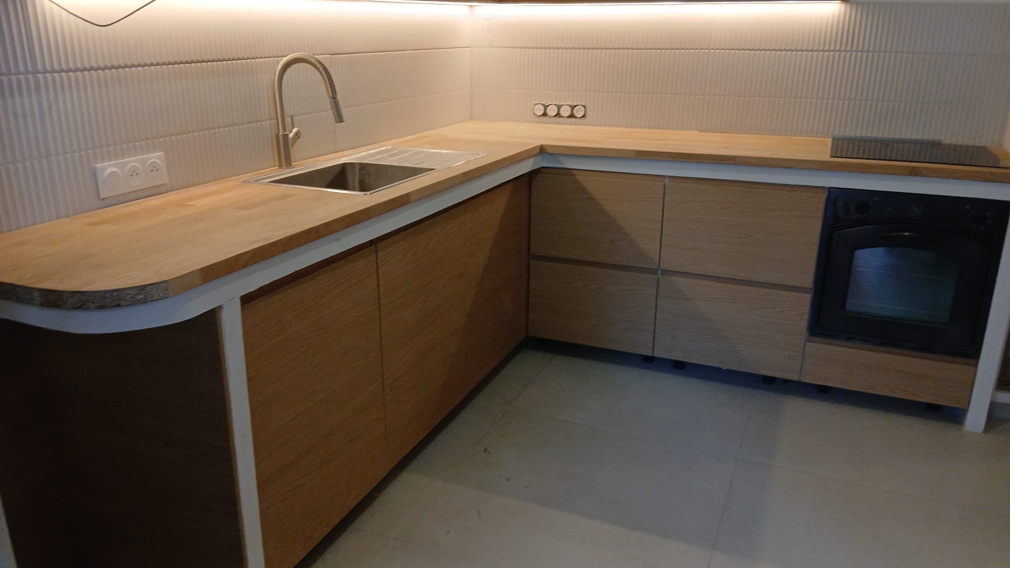 Conception d'agencements de dressings et placards sur mesure de standing